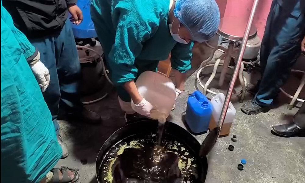 मुगुमा स्थानीय जडीबुटीबाट बनेको वातशामक तेल लोकप्रिय, बिरामीलाई राहत