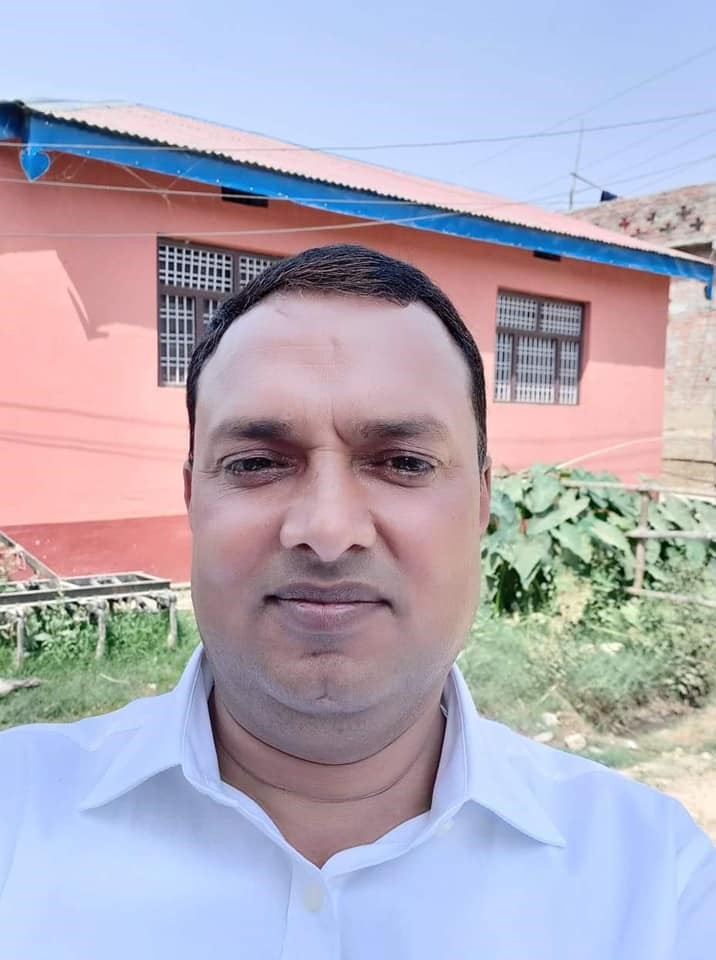 अस्पताल निर्माणमा भ्रष्टाचार गरेको भन्दै एमाले सांसद दीपेन्द्र ठाकुरसहित १७ जनाविरुद्ध मुद्दा दायर