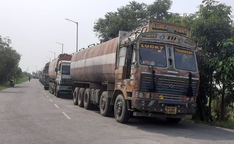 ११ महिनामा काँकडभिट्टाबाट मात्रै १८ अर्बको पेट्रोलियम पदार्थ आयात