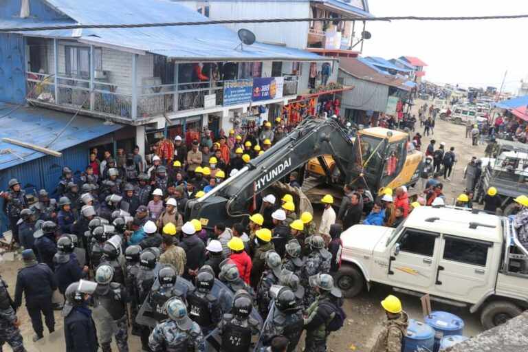 पाथिभरा केबलकार निर्माण विवाद : आज गृहमन्त्रीसँग छलफल हुने