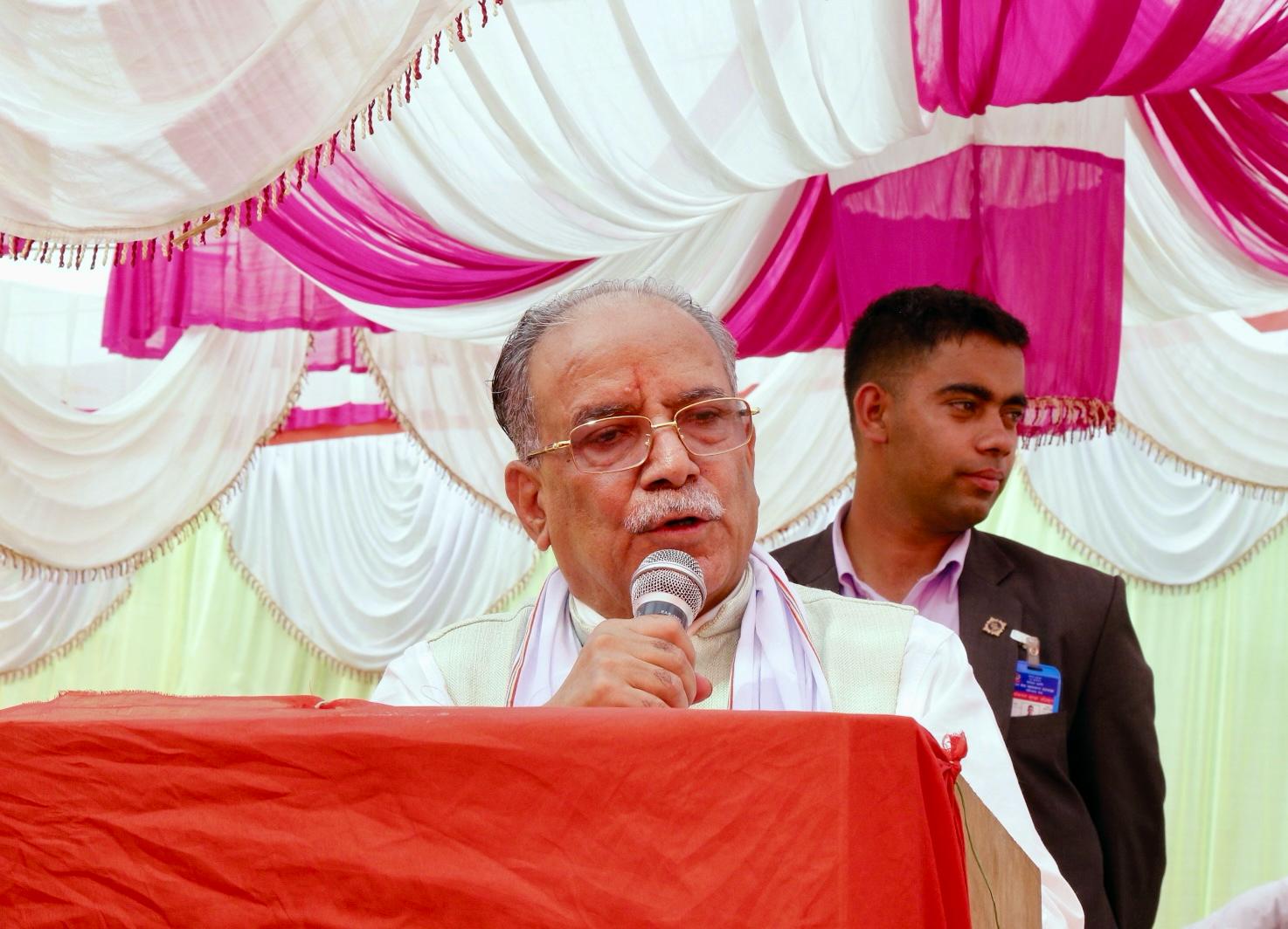 जनताले ‘तपाईँमाथि नै भरोसा छ’ भनेर आँखाभरी आँसु निकाल्छन् : प्रचण्ड