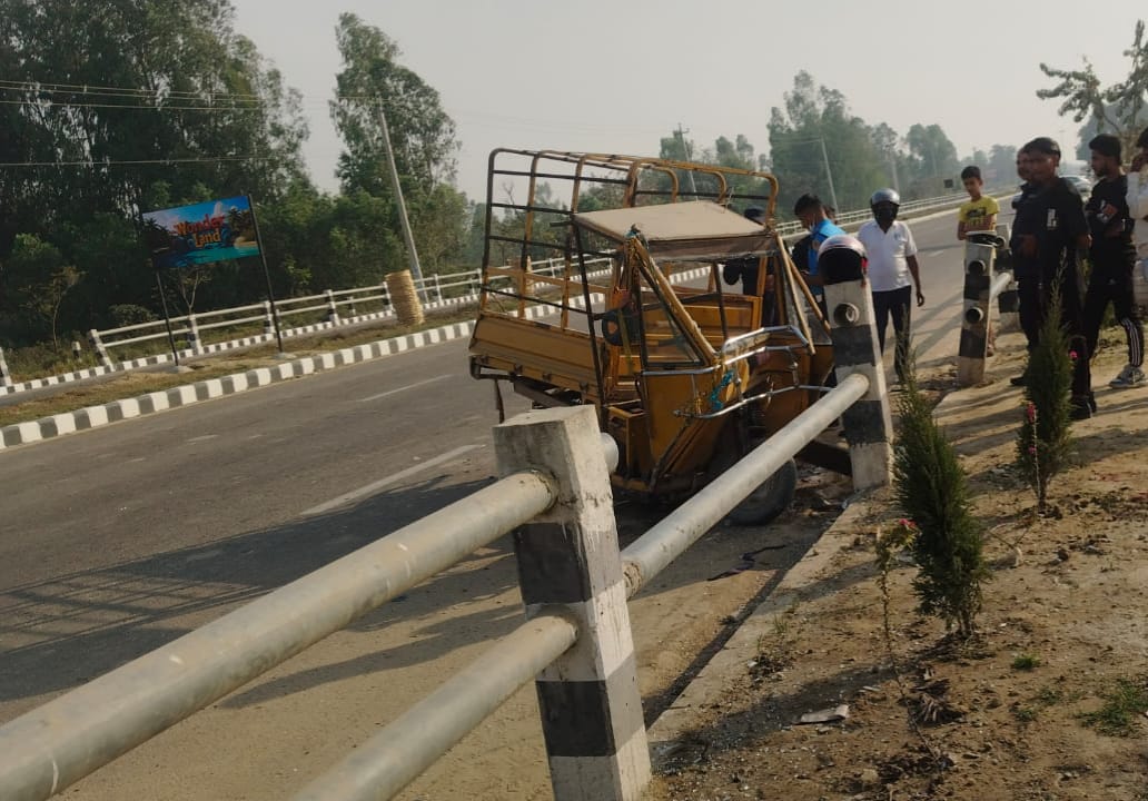 एम्बुलेन्सको ठक्करबाट टेम्पु चालकको मृत्यु